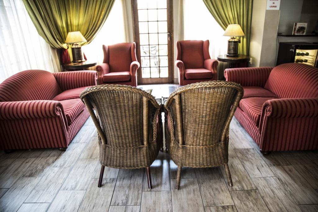 La Vie & Rose Lodge Bloemfontein Ngoại thất bức ảnh